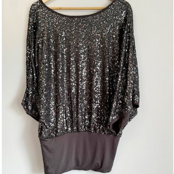 Karen Kane Women’s Gray Sequin Tunic Top Sz Large 3/4 Dolman Sleeve Holiday Glam - Picture 8 of 9